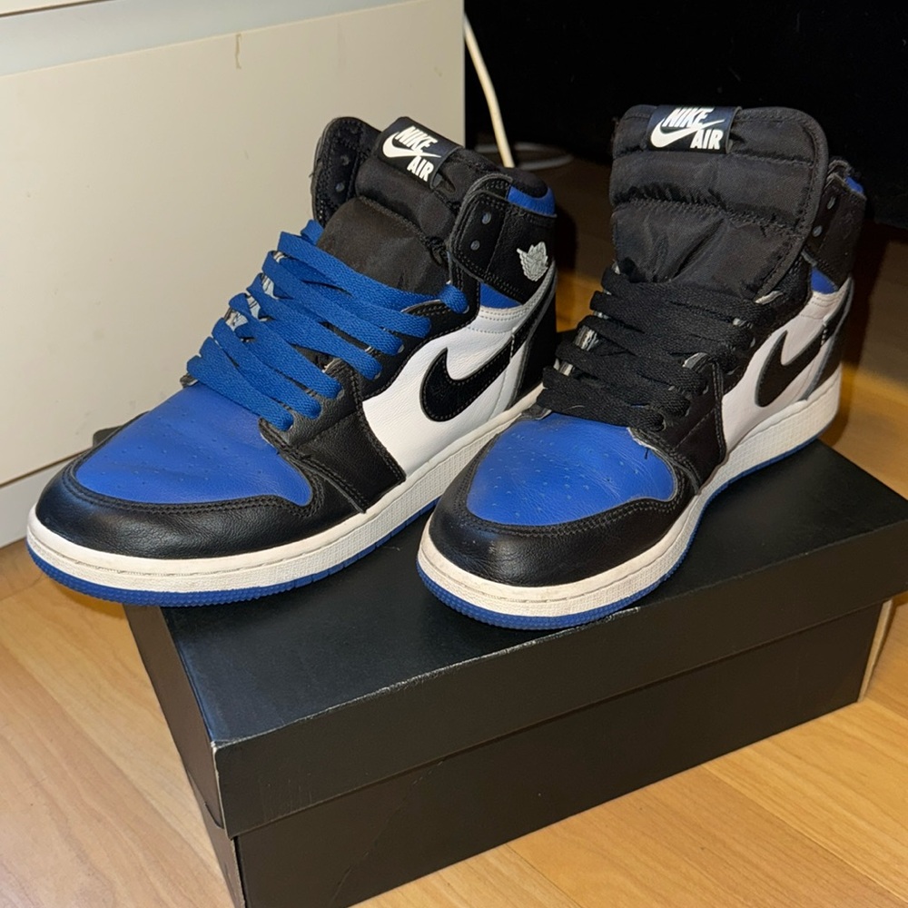 Royal toe Jordan 1